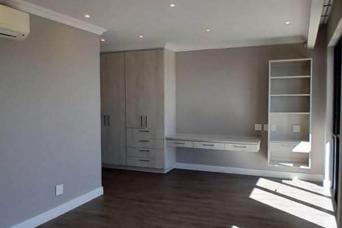 Klein Windhoek- To Let-N$55 000 - Photo 4