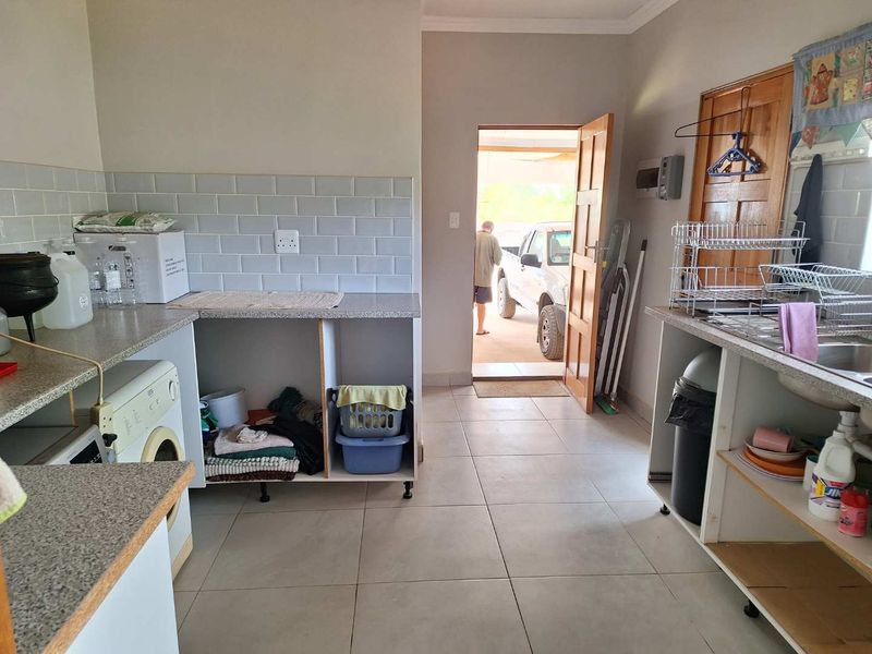 MODERN LIVING AWAITING - Photo 4