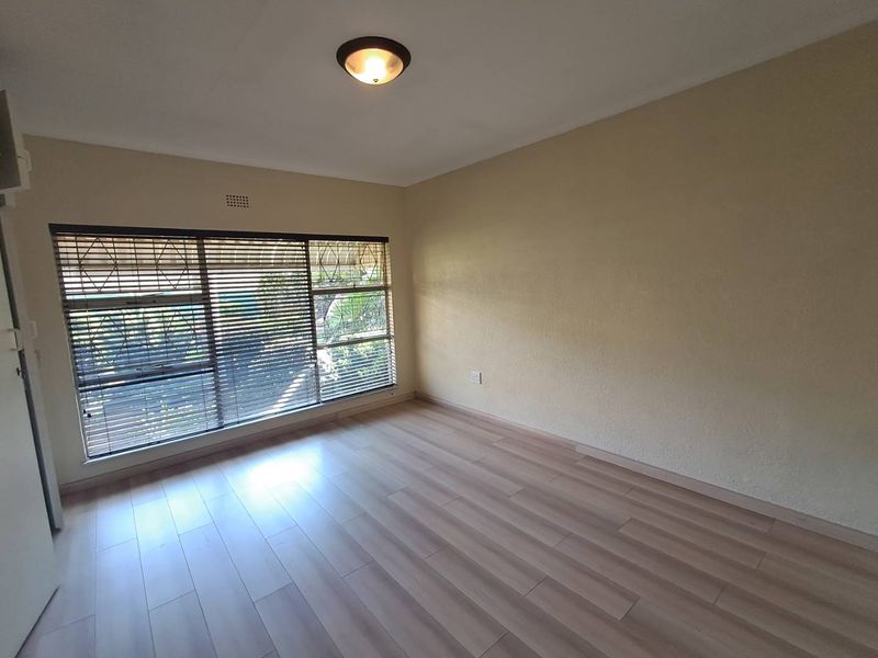 Main House & Cottage: Ideal for Family & Guests! - Photo 7