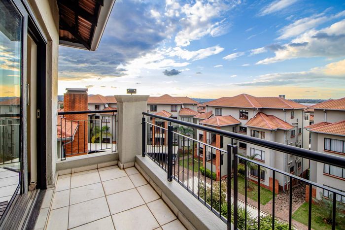 Property #2432951, Apartment For Sale in Bedfordview Central