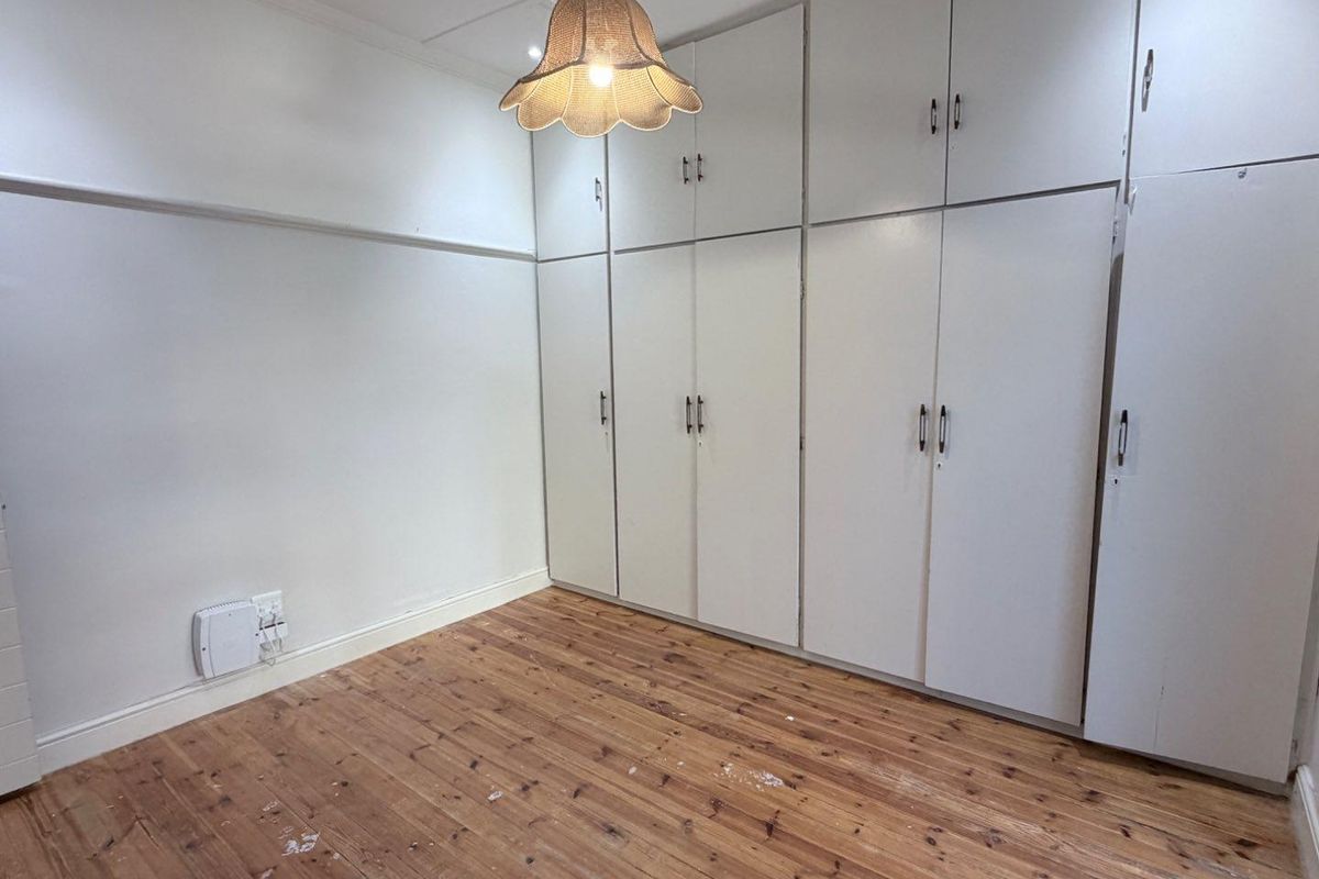 House + Flat - Photo 5