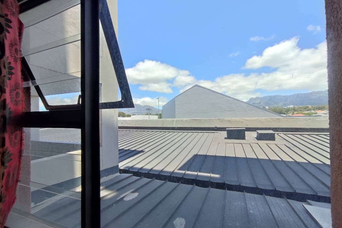 1 Bedroom Apartment For Sale In Wynberg - Photo 3