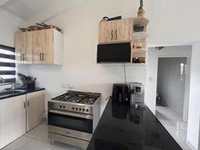Elegant Apartment To Let in Honey Grove - Photo 8