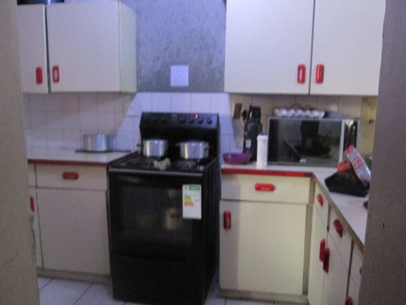 '' VERY BEAUTIFUL AND NEAT [2] TWO BEDROOMS APARTMENT FOR SALE - Photo 5