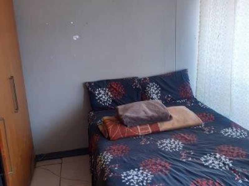 Perfectly Located Investors Dream !!! - Photo 8