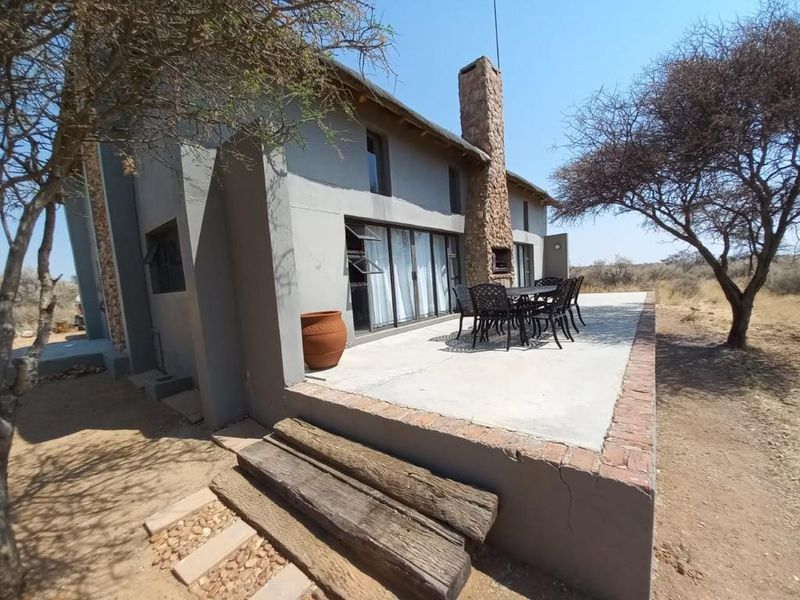 Own a house in the popular N/aankuse Estate, only 15 minutes from the Airport. - Photo 10