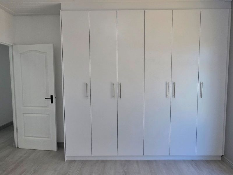 Brand New 5-Bedroom Coastal Home 150m from the Beach – No Transfer Duty - Photo 7
