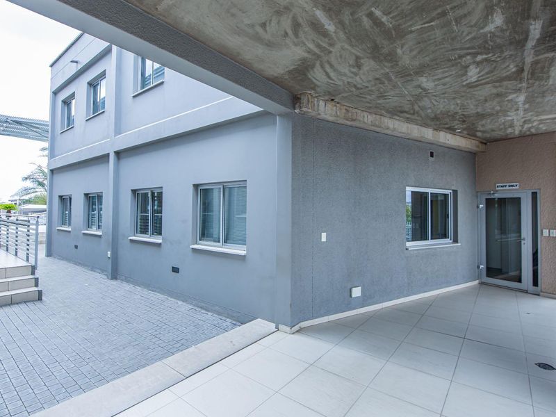 AAA grade office space to rent - Photo 2