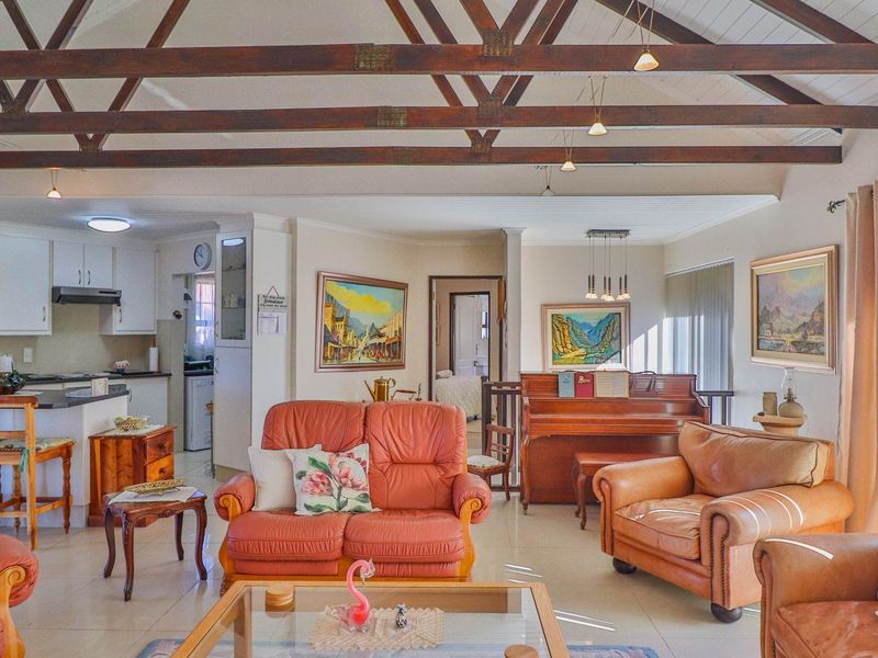 Charming sea view from your braai balcony! - Photo 7