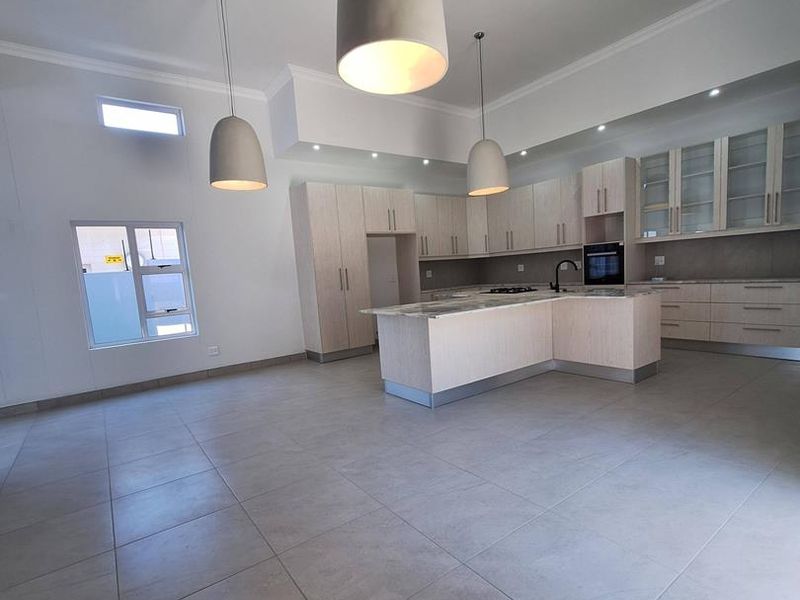 Swakopmund- For Sale-N$6 250 000 - Photo 7