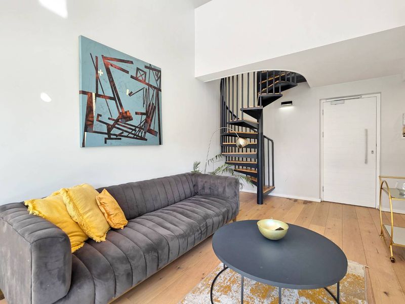 Location, Lifestyle, Convenient - Photo 5