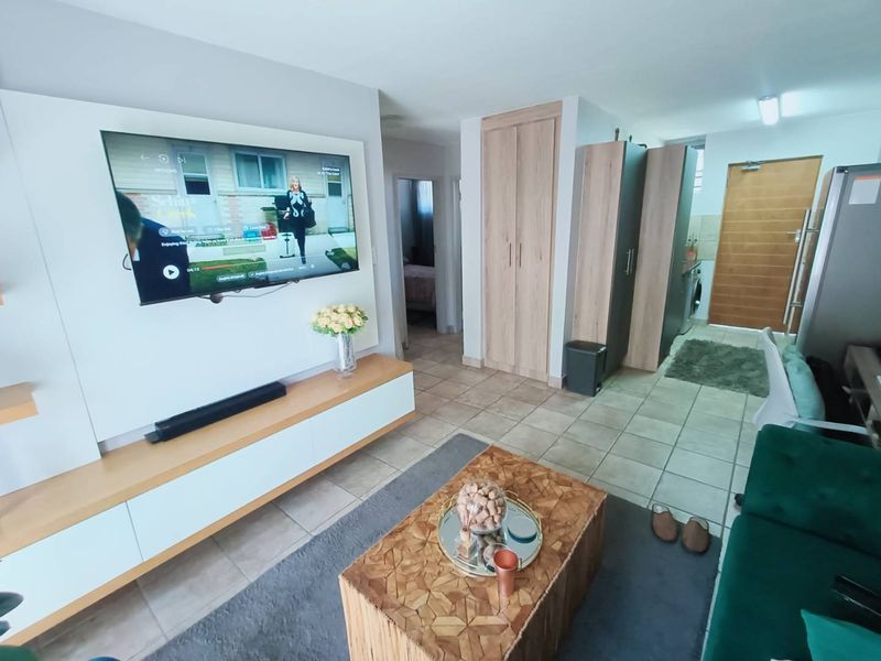 BEAUTIFUL FIRST FLOOR APARTMENT FOR SALE IN ROOIHUISKRAAL!!!!!! - Photo 9