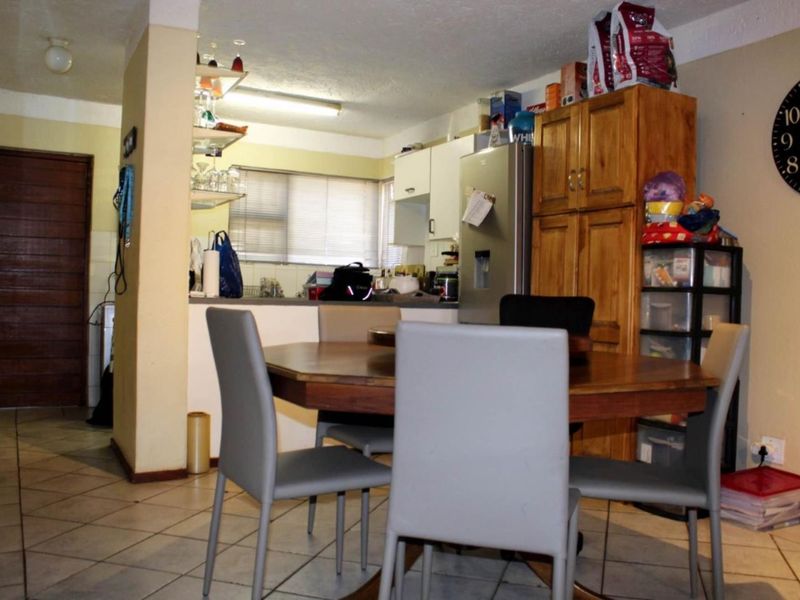 Property For Sale in Garsfontein, Pretoria - Photo 5
