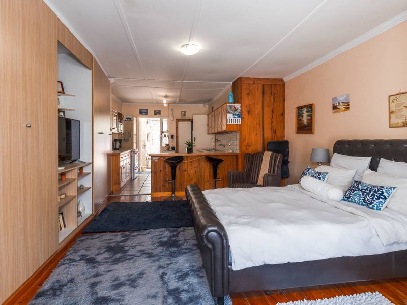 High-Yield Investment | 4 Self-Contained Units | GR4 Zoning - Photo 7