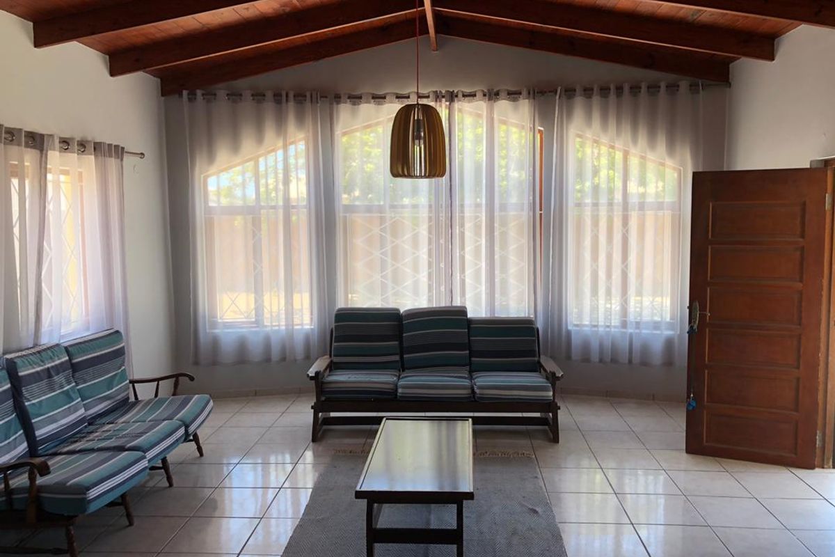 Huge central house for sale - Photo 3