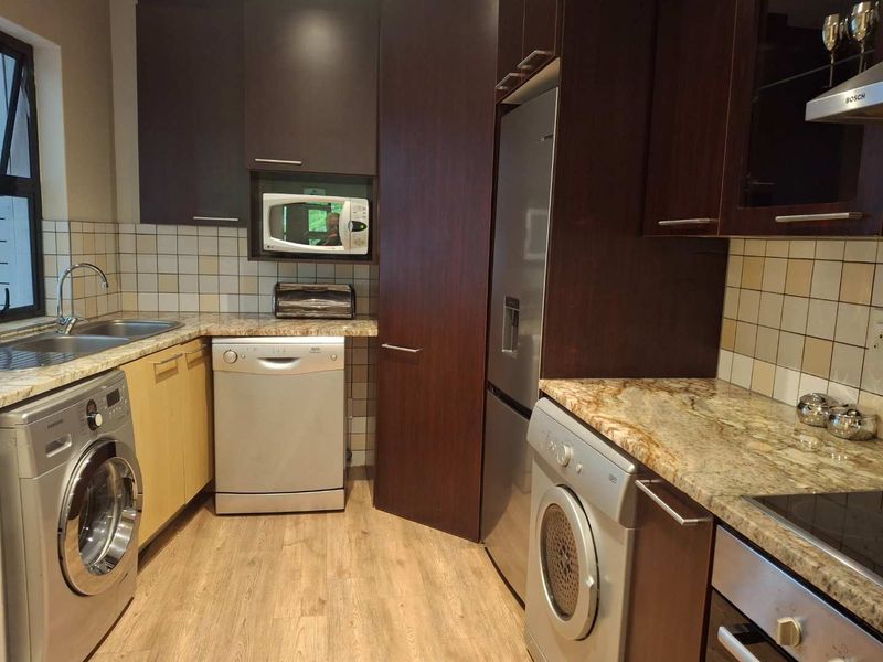 A GORGEOUS TWO BEDROOM FURNISHED APARTMENT - Photo 7