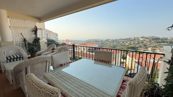 Property #2512345, Apartment For Sale in La Lucia