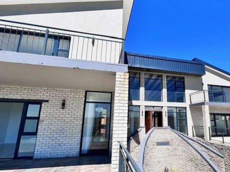 3 Bedroom House for Sale in Kragga Kamma - Photo 2