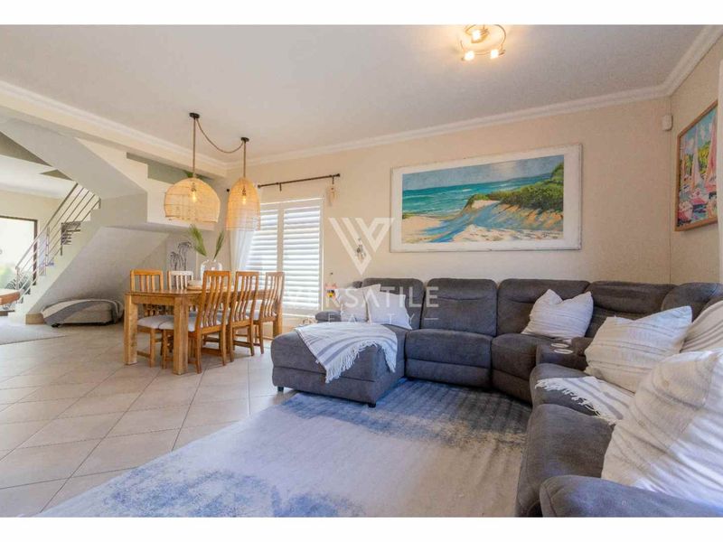 Townhouse For Sale. - Photo 6