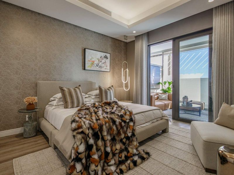 Luxurious 3-Bedroom Apartment in City Centre, Steyn City - Photo 6