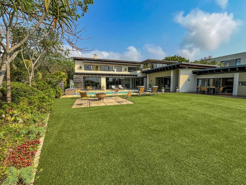 The epitome of grandeur is expressed in this opulent Hawaan Forest Estate mansion! - Photo 2