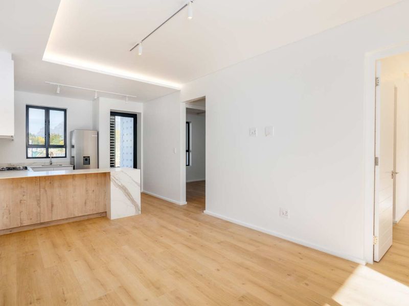 Modern Three-Bedroom Ground Floor Apartment in Val de Vie Vivante Village at Val de Vie Estate - Photo 4