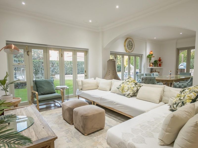 STYLISH ENTERNAINER'S DREAM IN THE PRESTIGIOUS BOARDWALK MANOR ESTATE - Photo 10