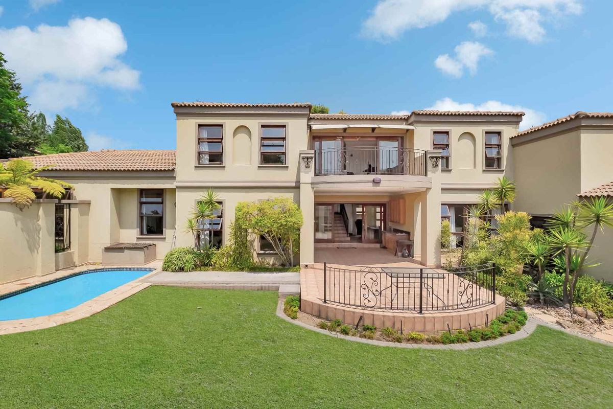 BEAUTIFUL 3 BEDROOM HOUSE FOR SALE IN DAINFERN RIDGE - Photo 2