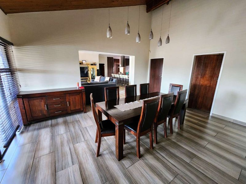 Expansive Multi-Generational Estate with Off-Grid Capability - Photo 7