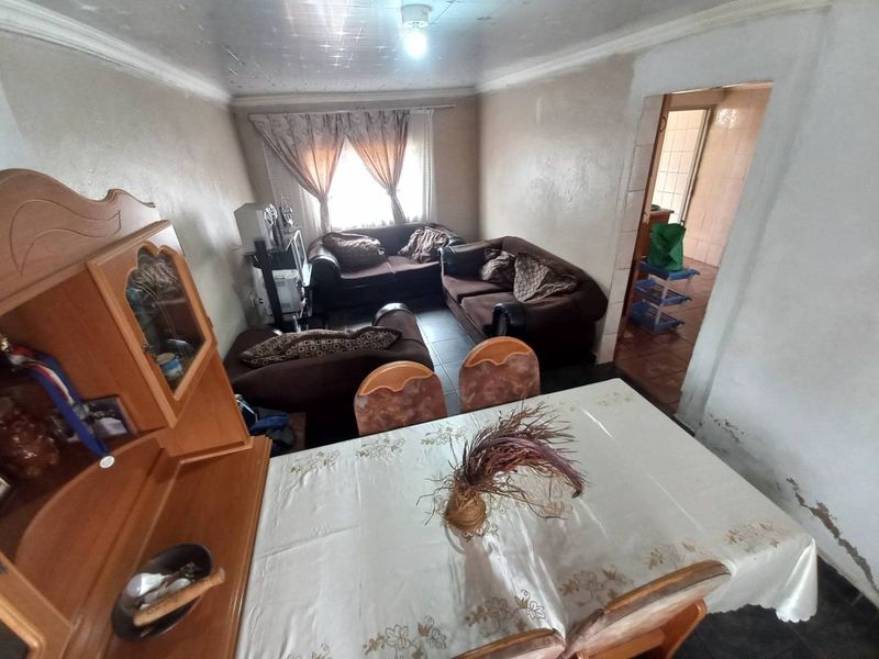 Two Bedrooms house for sale - Photo 7