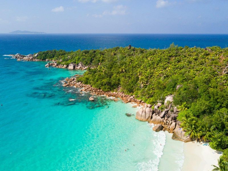 EXCLUSIVE PRIVATE ISLAND SALE - Photo 8