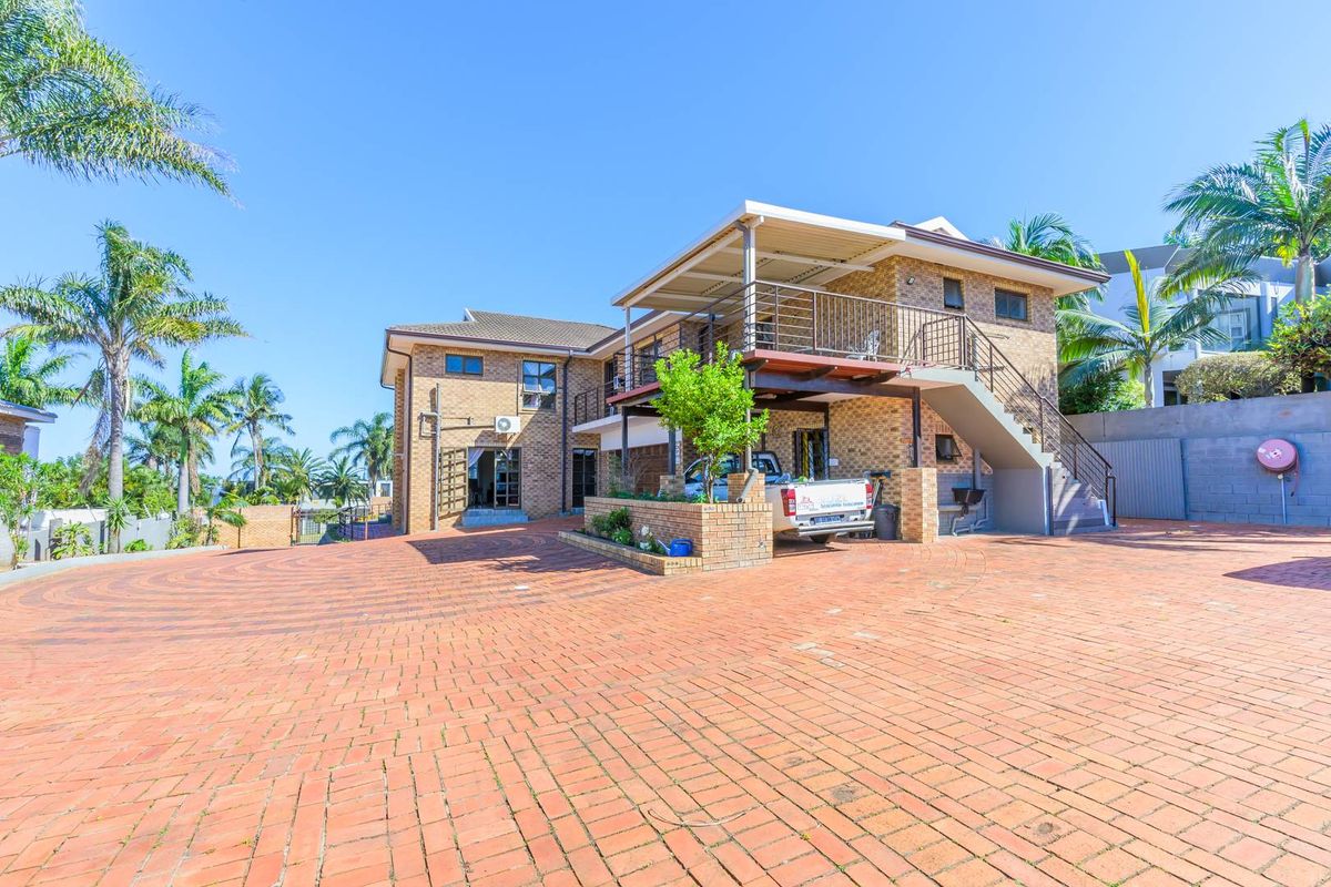 Hendra Estate - Stunning, Large Family Home For Rent In La Lucia - Photo 4