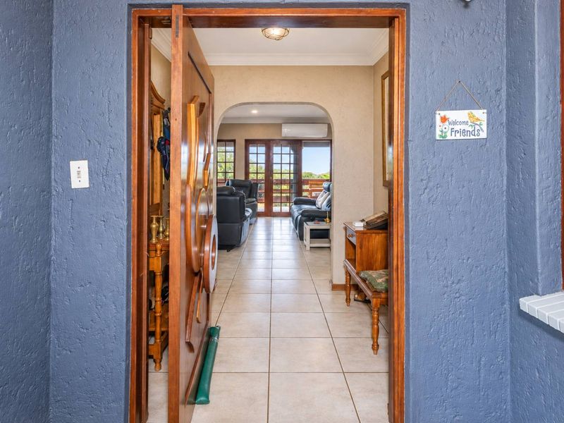 Perfect Guest House with Dam Views - Photo 7