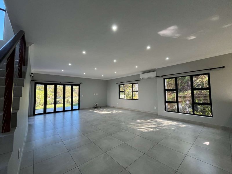 Modern  Living yet Stylish 3-Bedroom Home for Rent in Salt Rock - Photo 8