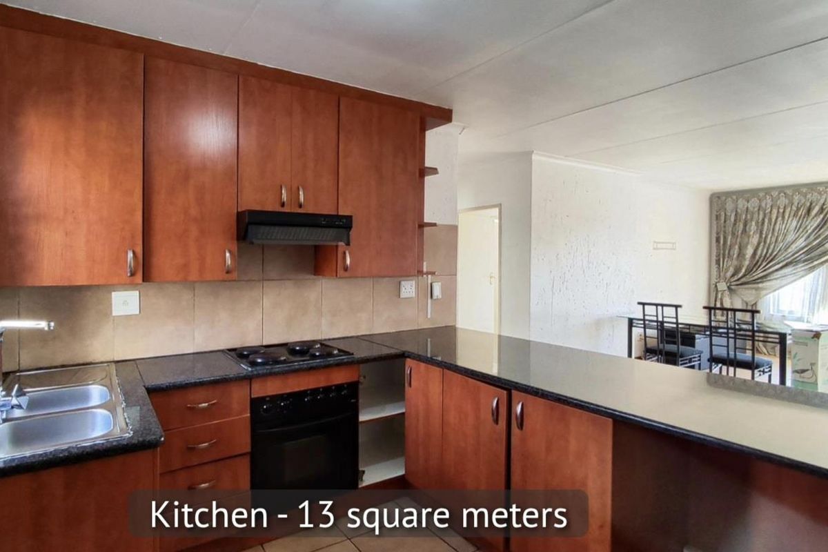 2 Bedroom 2 Bathroom unit in Meyersdal - Photo 2