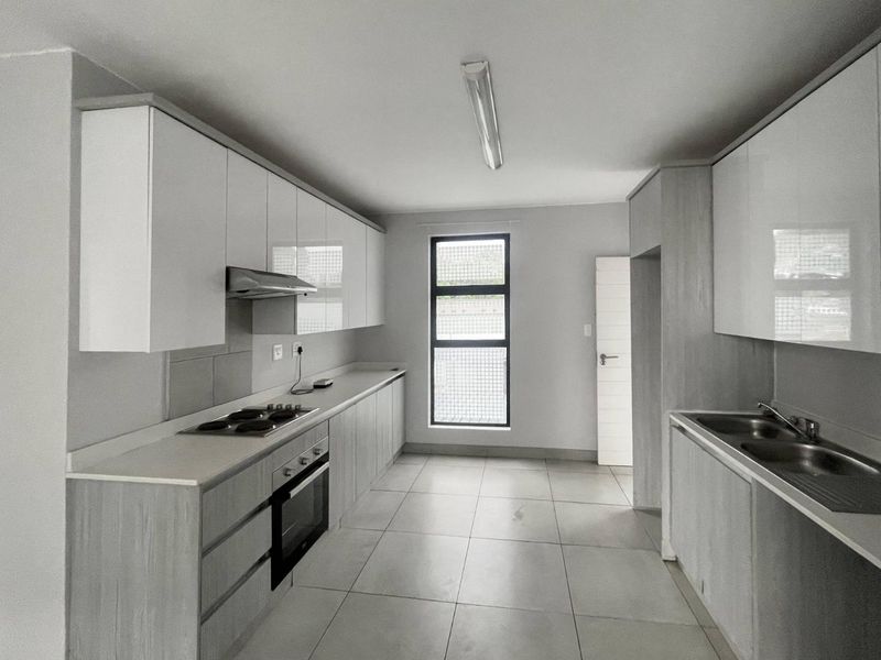 Modern Living in Centurion: Your Chic 2-Bedroom Sanctuary Awaits! - Photo 2