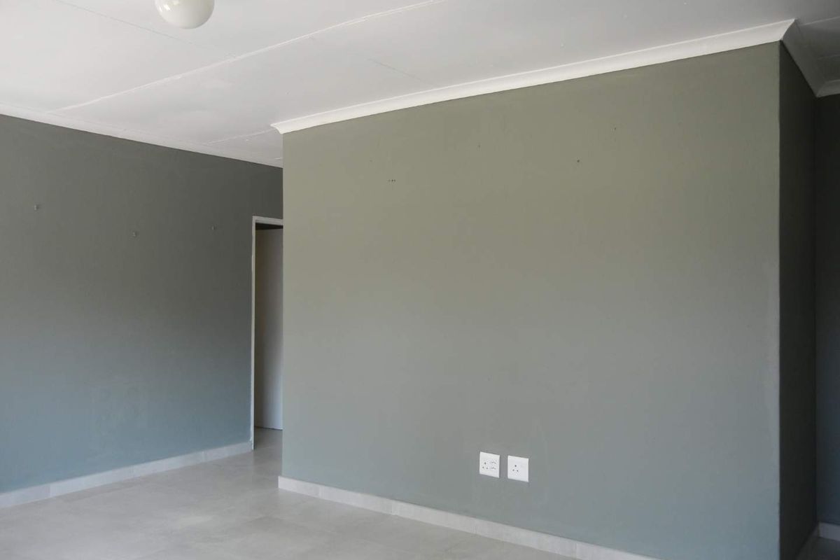 Two bedroom Cottage in Brackendowns - No Pets allowed - Photo 4
