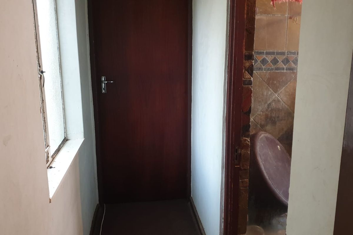 Investors Delight (Fixer-Up) - Photo 4