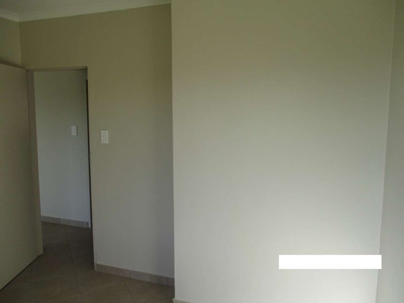 2 BEDROOM FLAT TO RENT IN PHILIP NEL PARK - Photo 6