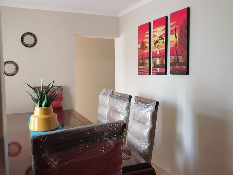 **Charming 3-Bedroom Home in a Prime Location** - Photo 5