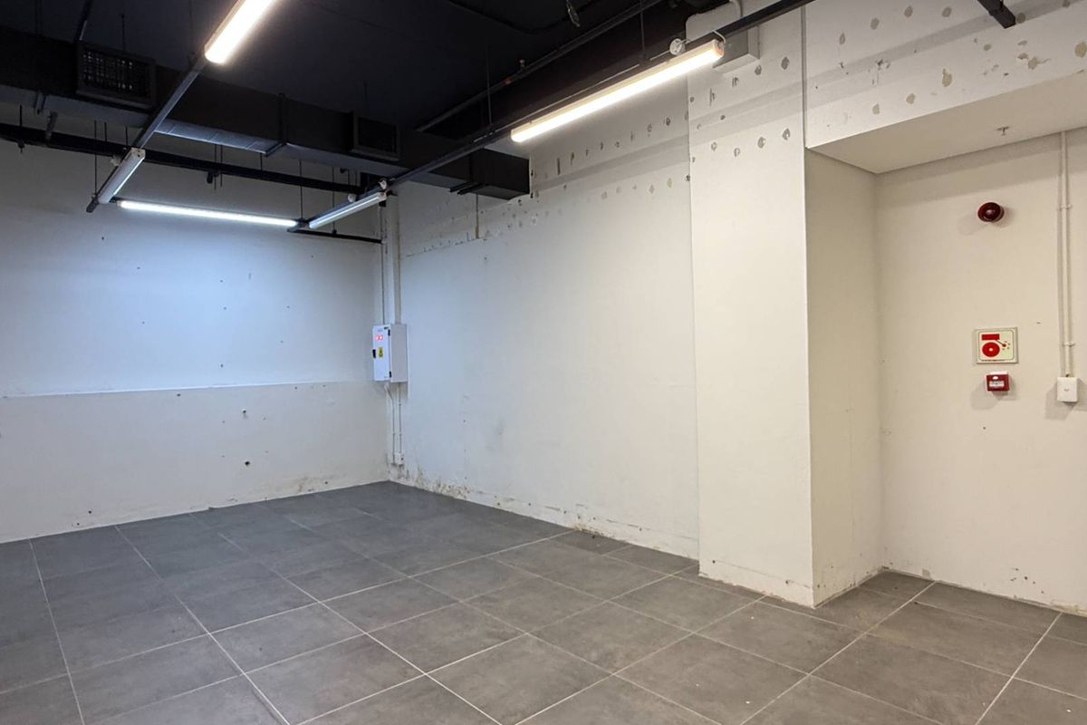 36m2 retail unit to let in newly refurbished The Mutual - Photo 3