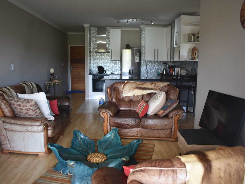 UnlockLuxury Living: Stunning Beacon Bay Apartment with Private Balcony & Resort-Style Amenities! - Photo 8