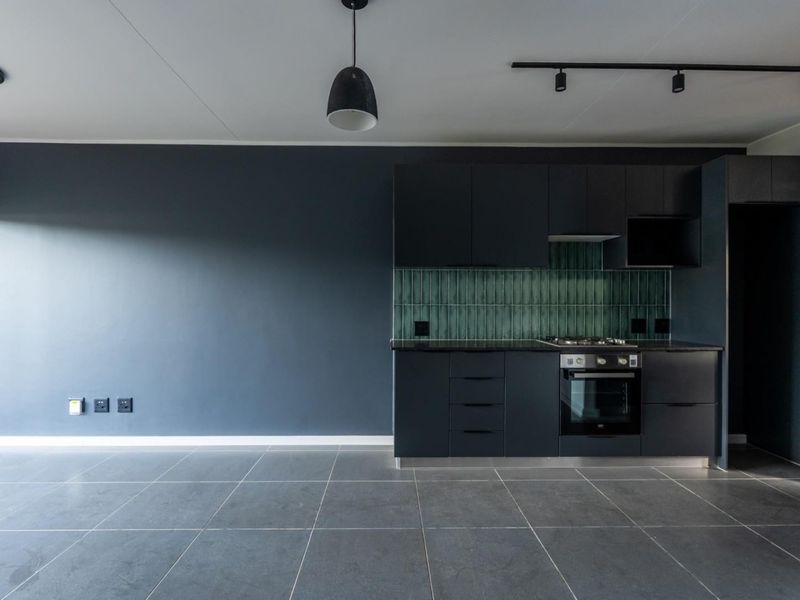 2 Bedroom Ground floor apartment - Photo 3