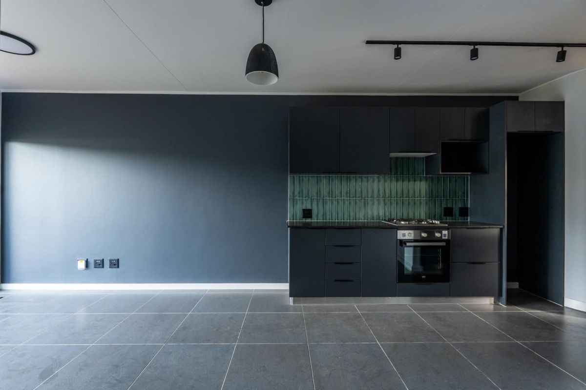 2 Bedroom Ground floor apartment - Photo 3
