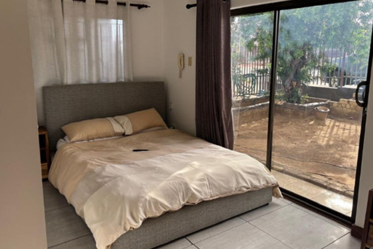 Khomasdal House for Sale - Photo 2