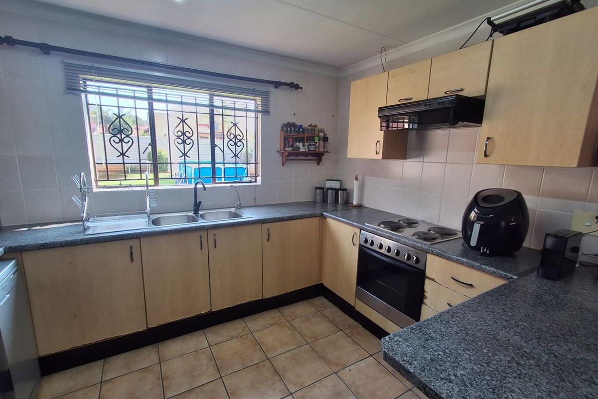 BEAUTIFUL CLUSTER - PET FRIENDLY - KIBLER PARK - Photo 3