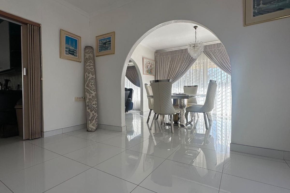 "A Dream Home for Your Family – and a Profitable Business Opportunity in One!" - Photo 4