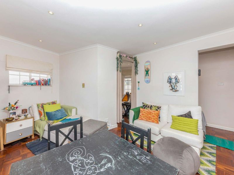 Find of the Season - Sundowner's Paradise with 2 Parkings - Photo 10