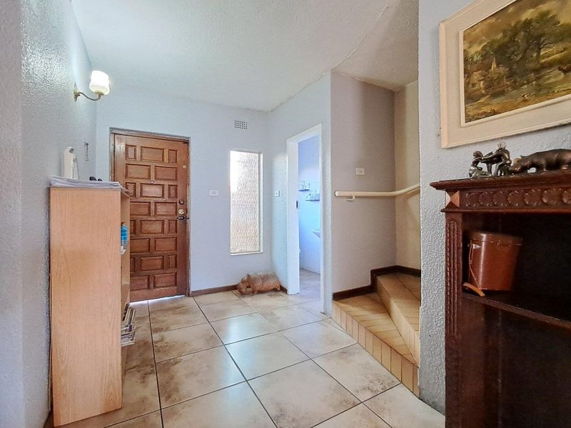 3 Bedroom Duplex Unit in Brackenhurst - Photo 7