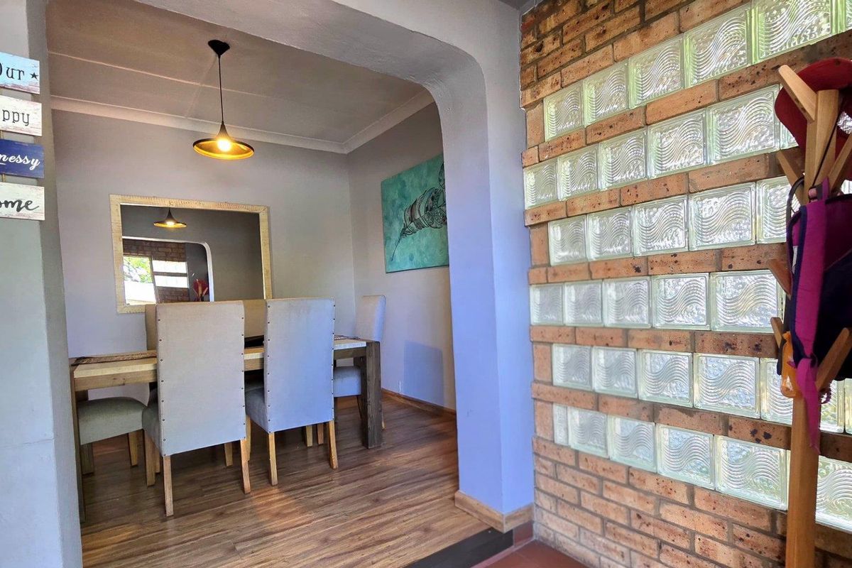 2 Bedroom House for sale in Florentia - Photo 2